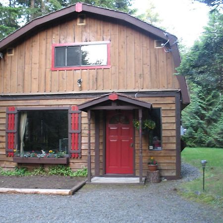 Cedar Song B&B Parksville Dış mekan fotoğraf