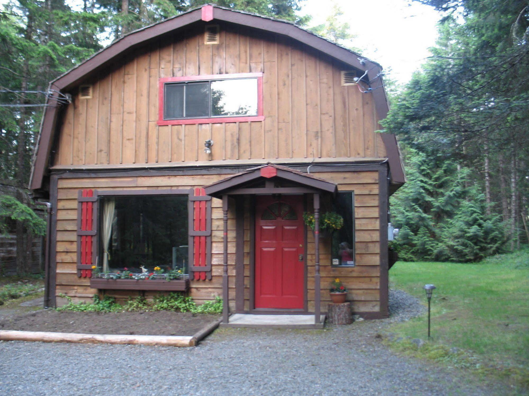 Cedar Song B&B Parksville Dış mekan fotoğraf
