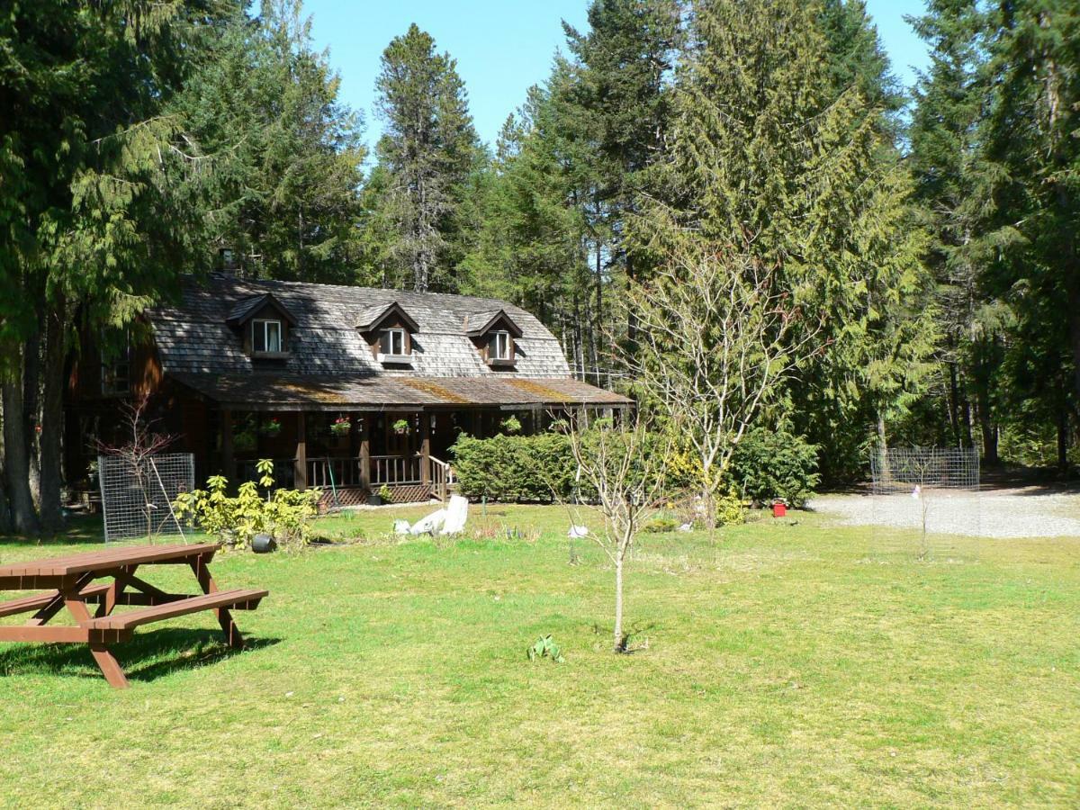 Cedar Song B&B Parksville Dış mekan fotoğraf